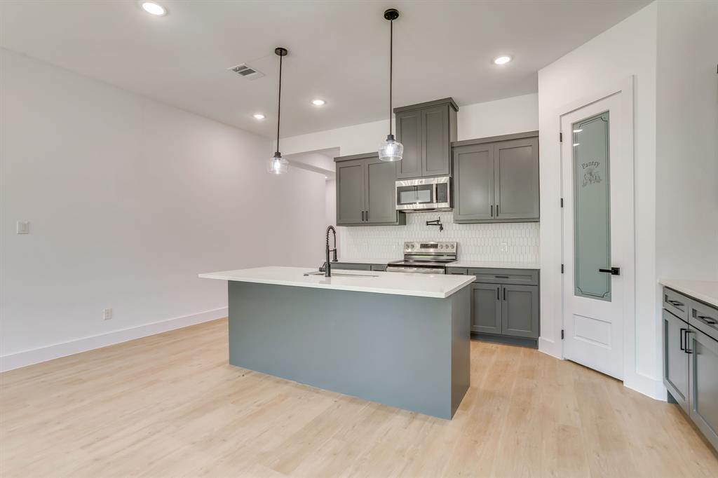 Chamberlain Arlington Heights 2nd - Residential
