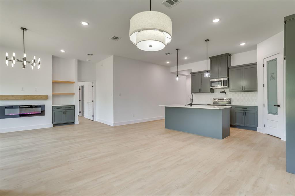 Chamberlain Arlington Heights 2nd - Residential