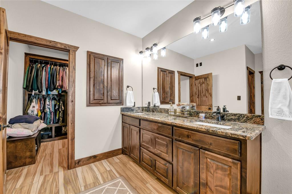 Paradise Oaks - Residential