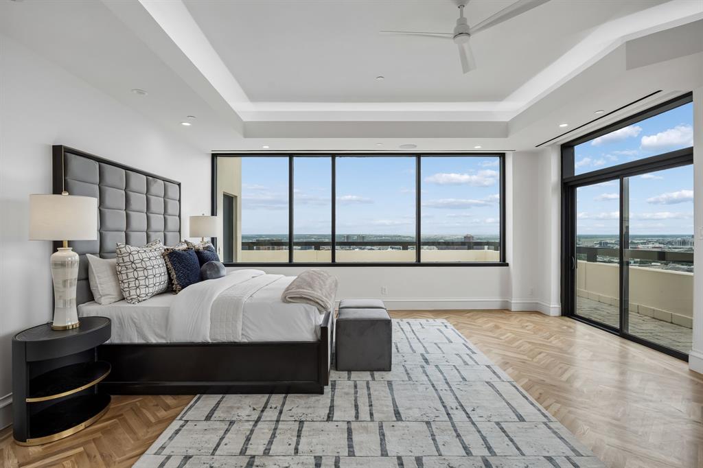 Centrum Condo - Residential