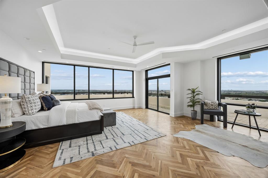 Centrum Condo - Residential