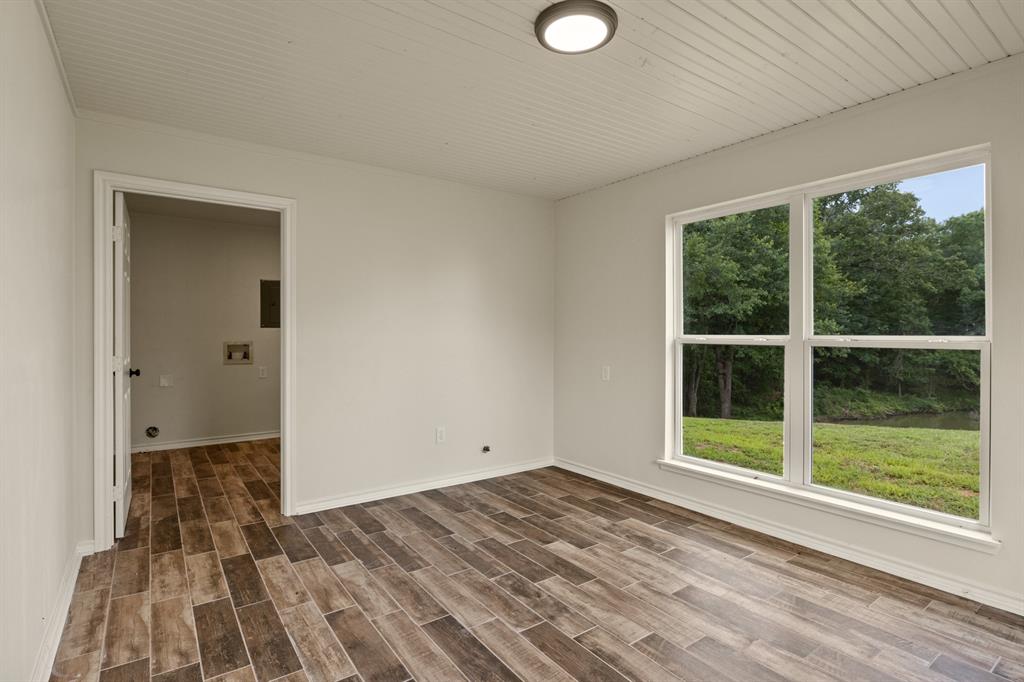 Paradise Village - Residential