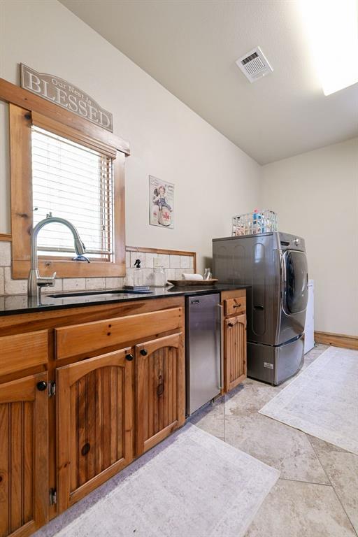 Sadler H - Residential