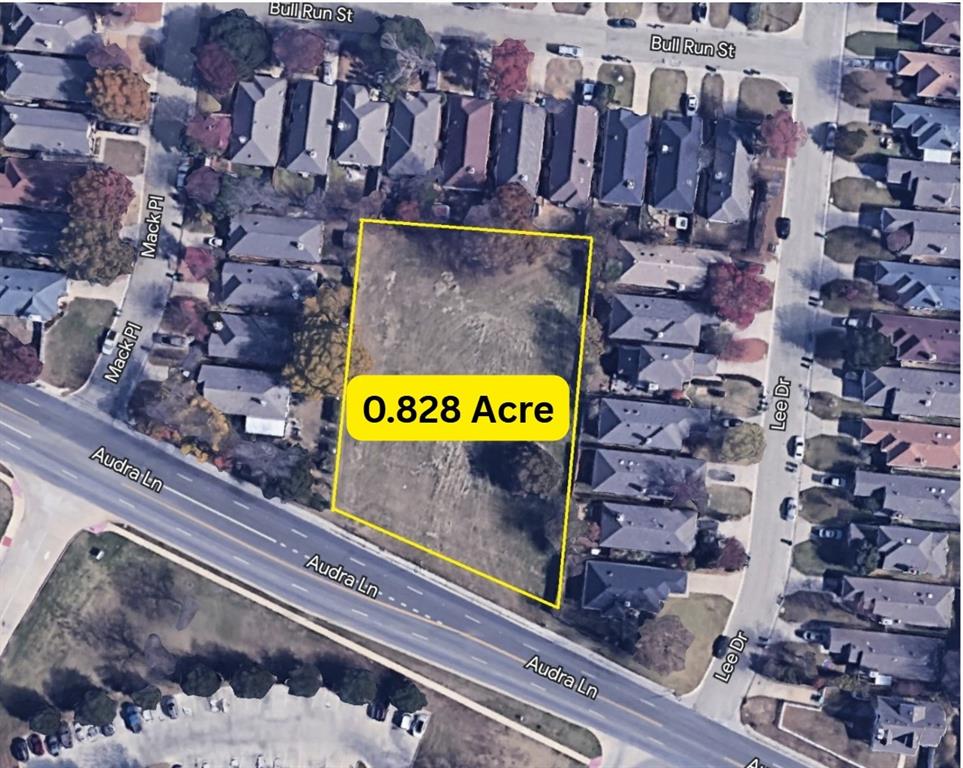 VACANT LAND in the city of Denton. Great location, ready for the next step for residential development. 0.828 available. NO HOA! DEVELOPERS! R4 Zoning, land has not been platted. Bring all offers.