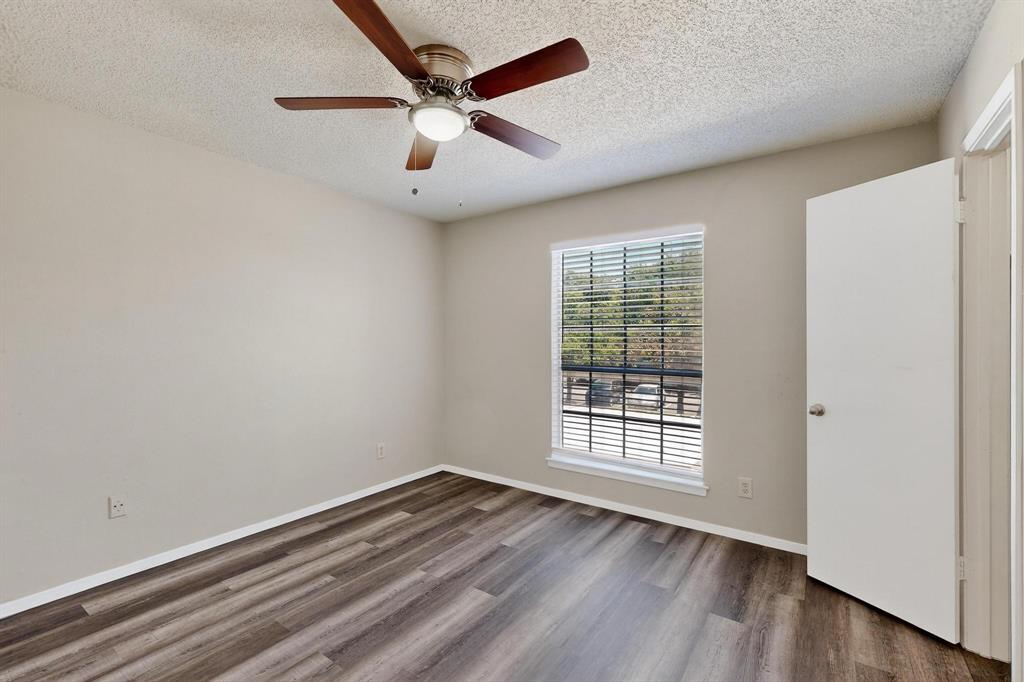 Springtree Crossing Condos - Residential