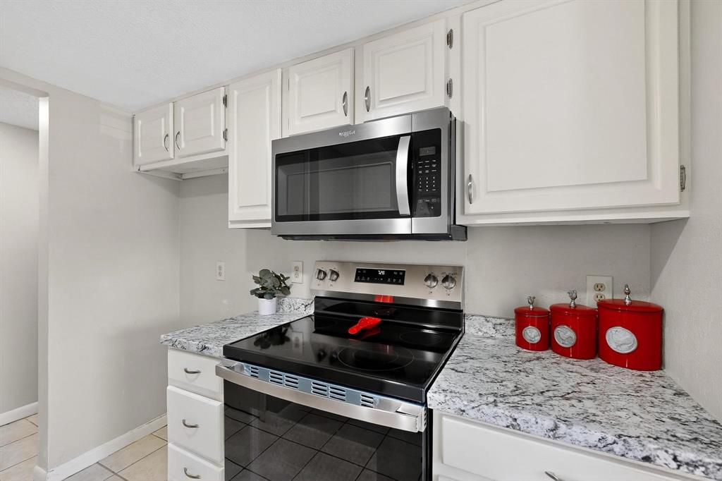Springtree Crossing Condos - Residential