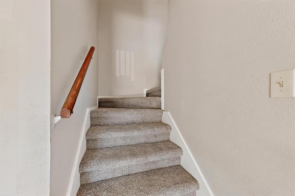 Springtree Crossing Condos - Residential