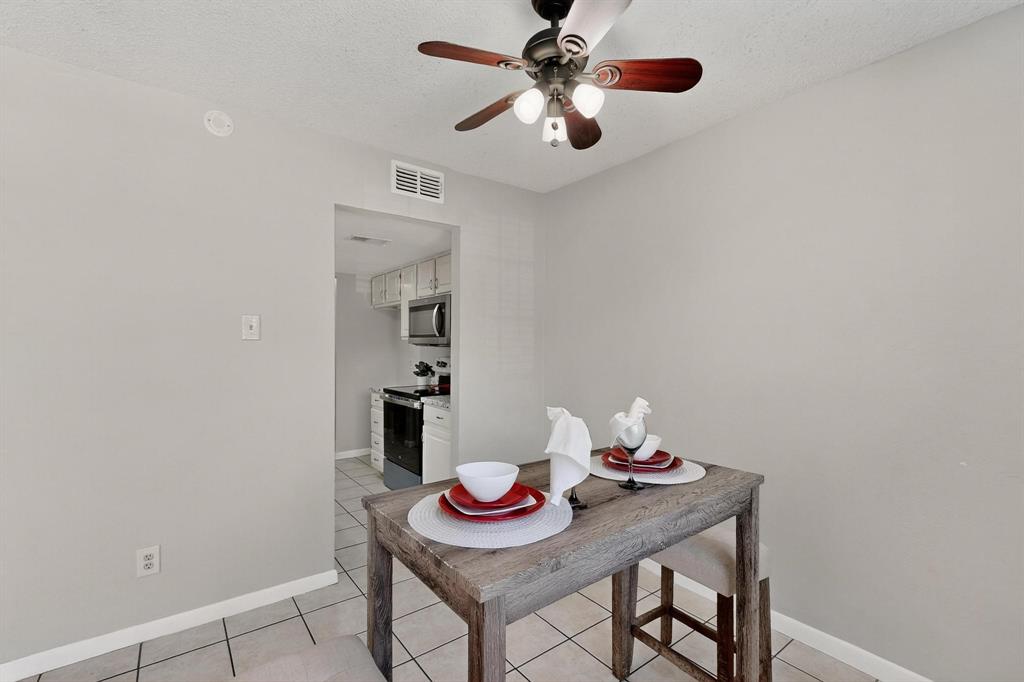 Springtree Crossing Condos - Residential