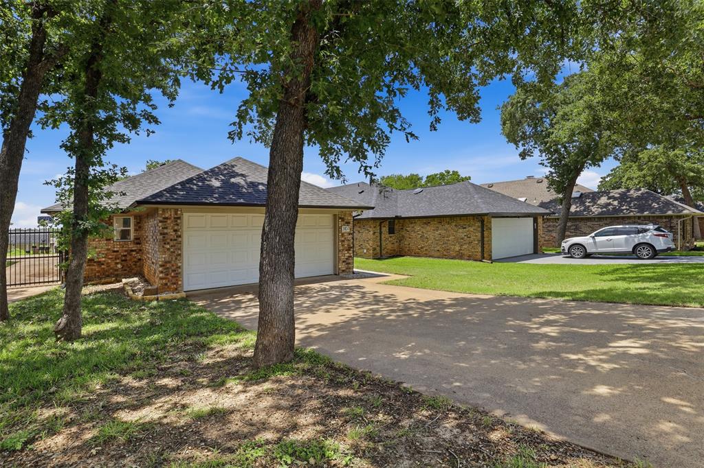 Three Oaks Add - Residential