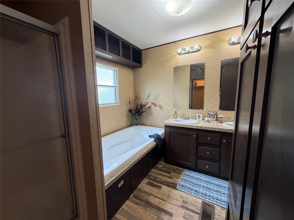Lake Granbury Estates - Residential