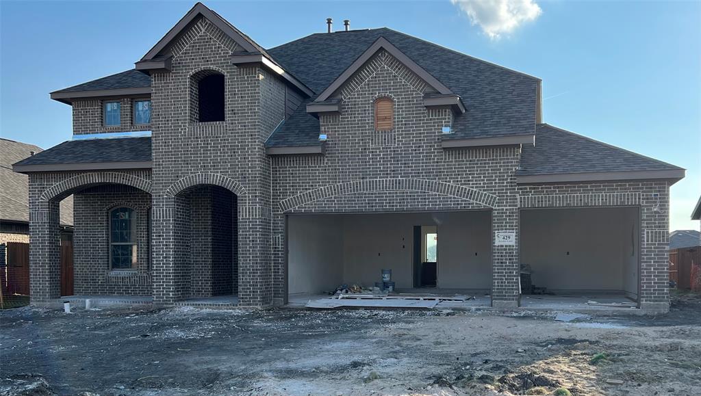 Built by Chesmar Homes Homes. Special buydown interest rate being offered. 3-year heating and cooling usage energy guarantee!  New Construction! The home should be ready from December 2023 to January 2024.  Highly rated Forney School District. Crosby Elementary School is within walking distance. This Wimberly plan is on an oversized 10,080 square foot homesite that includes a 3-car garage,  4 beds, 3.5 baths, game room, study, separate formal dining room, and media room. The kitchen boasts a built-in oven and microwave, full extension pot and pan drawers, pull-out trash drawer white quartz countertops, and 42 in cabinets. Enjoy the covered back patio that includes a gas drop for a future kitchen. The family room has high ceilings and a gas fireplace. The media room also has 7.1 pre-wire sound. Contemporary color scheme, upgraded flooring, art niches, tankless water heater, bricked front porch, and blinds are included with all Chesmar Homes.