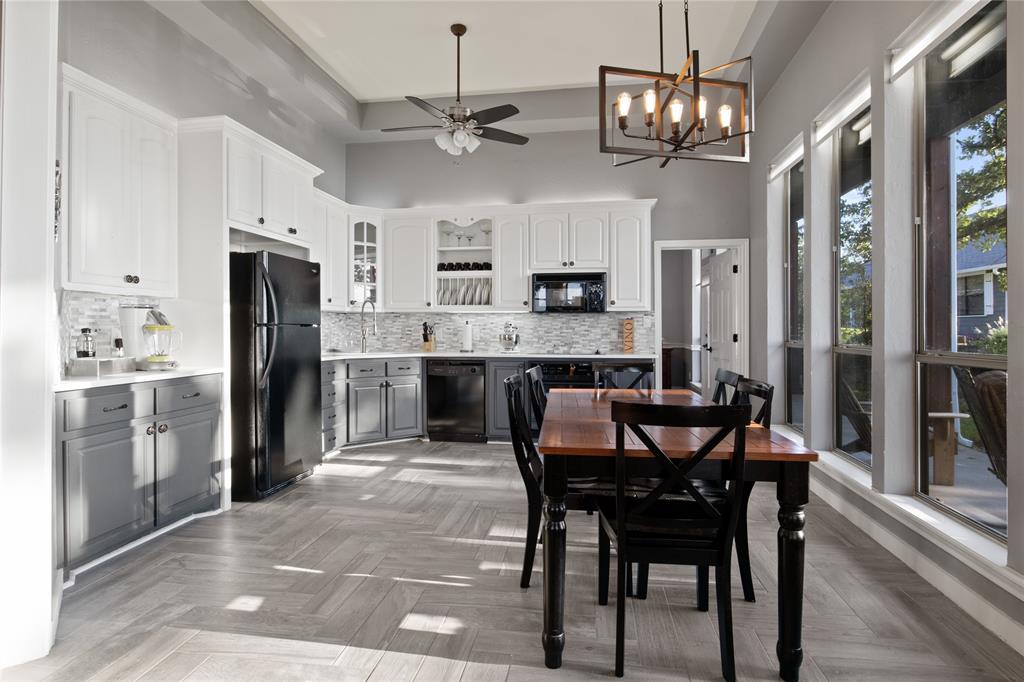 Thunderbird Point - Residential