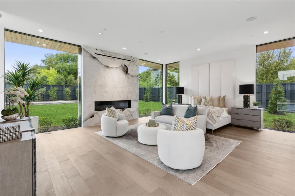 ROXBURY PARK - Residential