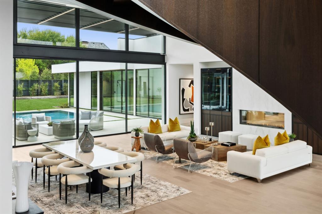 ROXBURY PARK - Residential