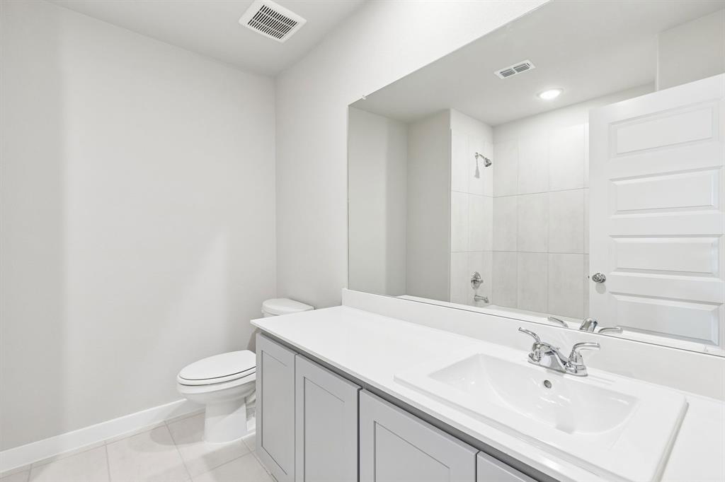 Lone Oak - Residential