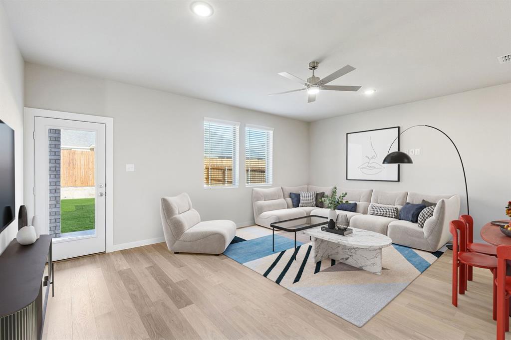 Lone Oak - Residential