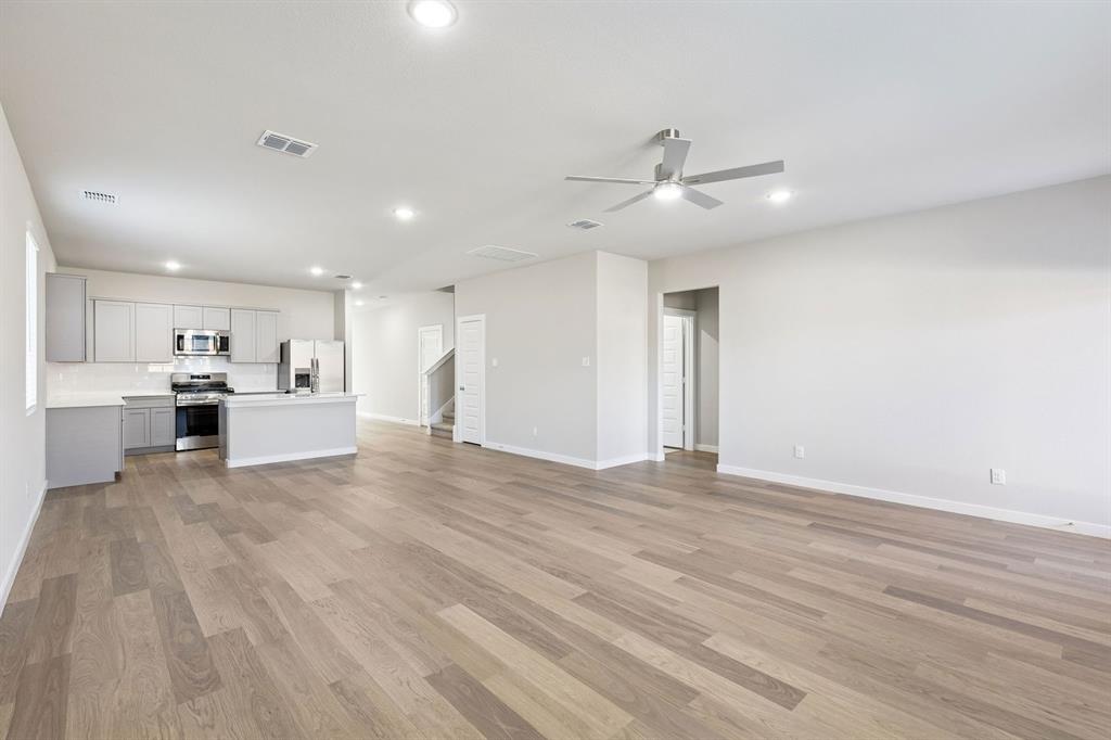 Lone Oak - Residential