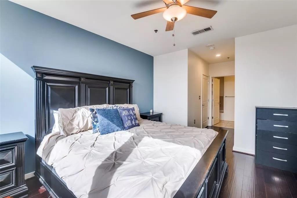 Metropolitan 1200 Main Street - Residential