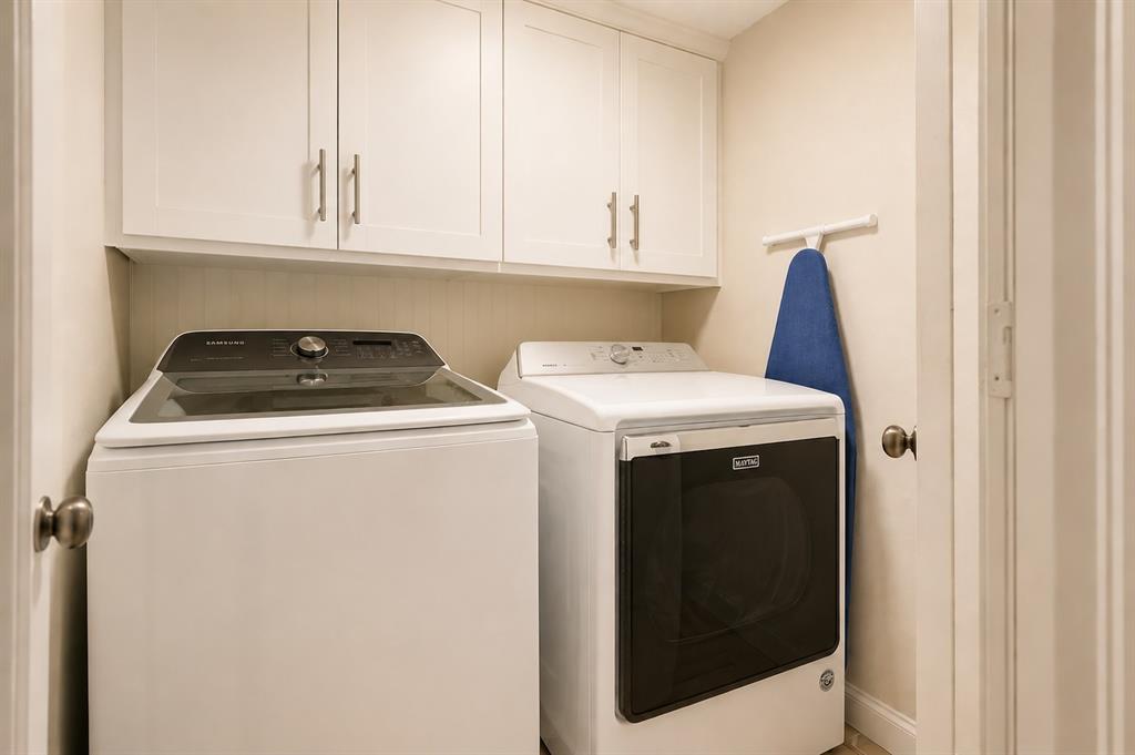 Tealwood On-The-Creek Condo - Residential
