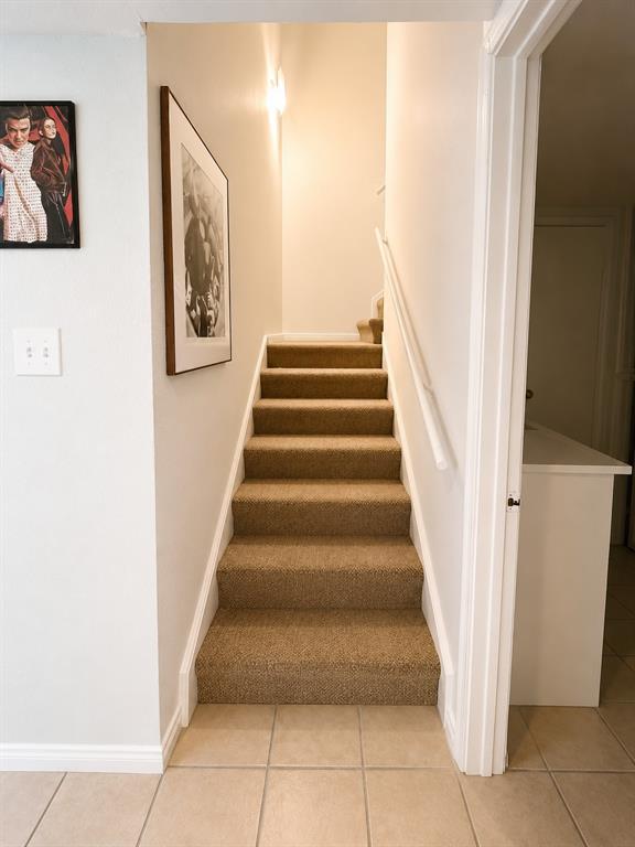Tealwood On-The-Creek Condo - Residential