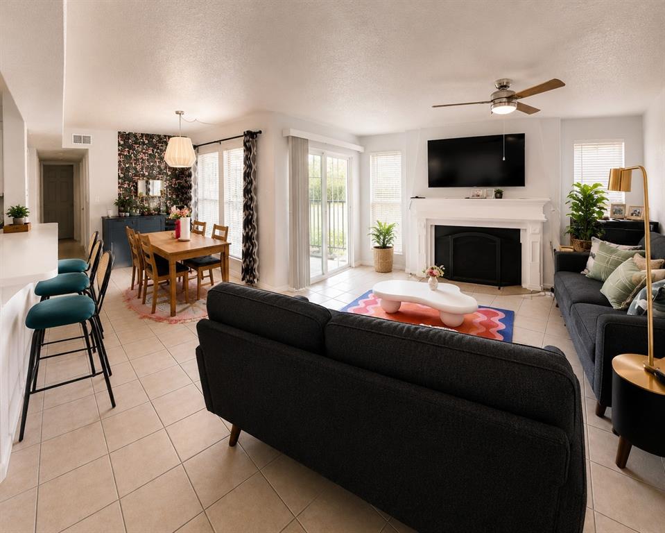 Location Location Location!!
Beautiful two-story condo featuring 2 bedrooms and 2 full bathrooms in the established Tealwood On The Creek community within Dallas ISD. This well-maintained unit offers a functional layout with plenty of natural light and a spacious living area. Conveniently located near US-75, NorthPark Center, shopping, dining, and major highways. HOA includes water, sewer, trash, community pool and exterior maintenance. Perfect for first-time homebuyers, downsizers, or investors seeking a low-maintenance property in a prime Dallas location.
