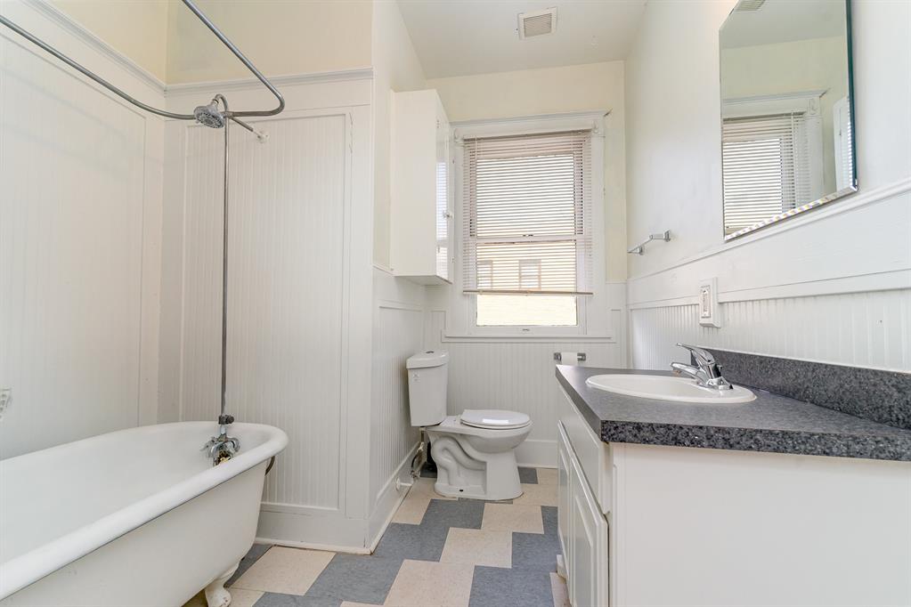 Oak Cliff Annex - Residential Income