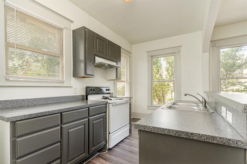 Oak Cliff Annex - Residential Income