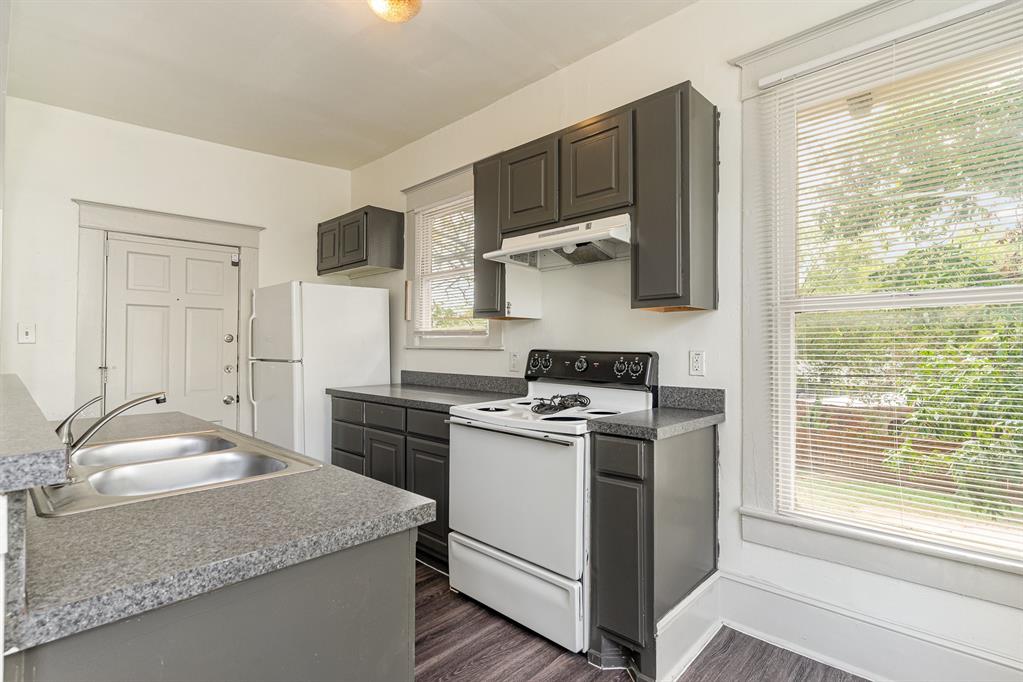 Oak Cliff Annex - Residential Income