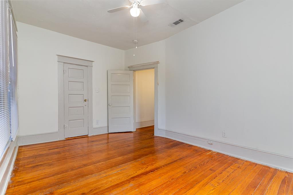 Oak Cliff Annex - Residential Income