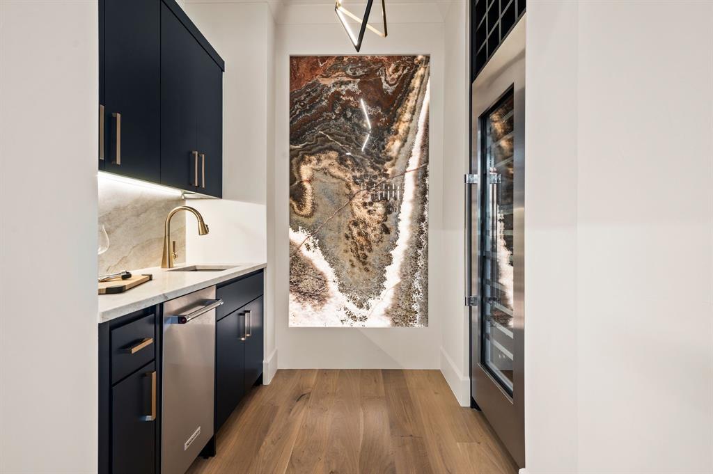 Oak Alley - Residential