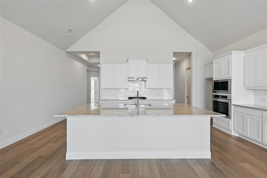 Lakeshore Bluffs - Residential
