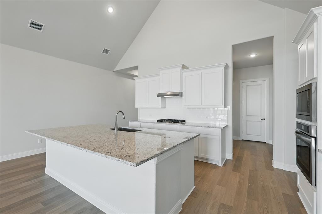 Lakeshore Bluffs - Residential