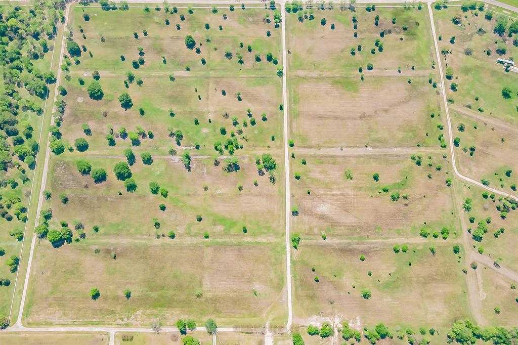 Garden City #2 - Land
