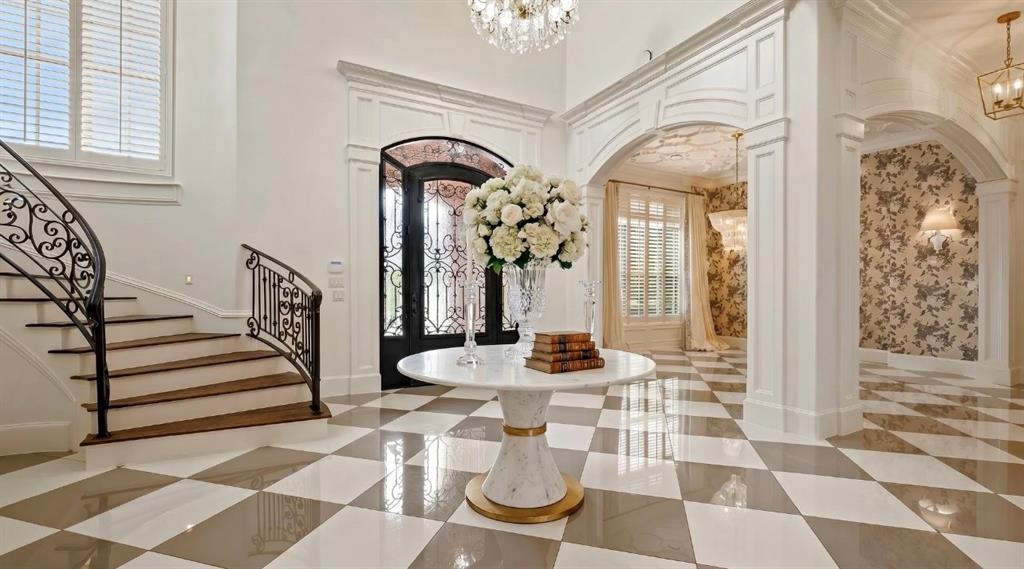 Castleton Manor - Residential