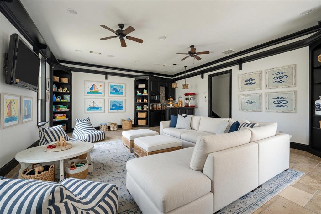 Castleton Manor - Residential