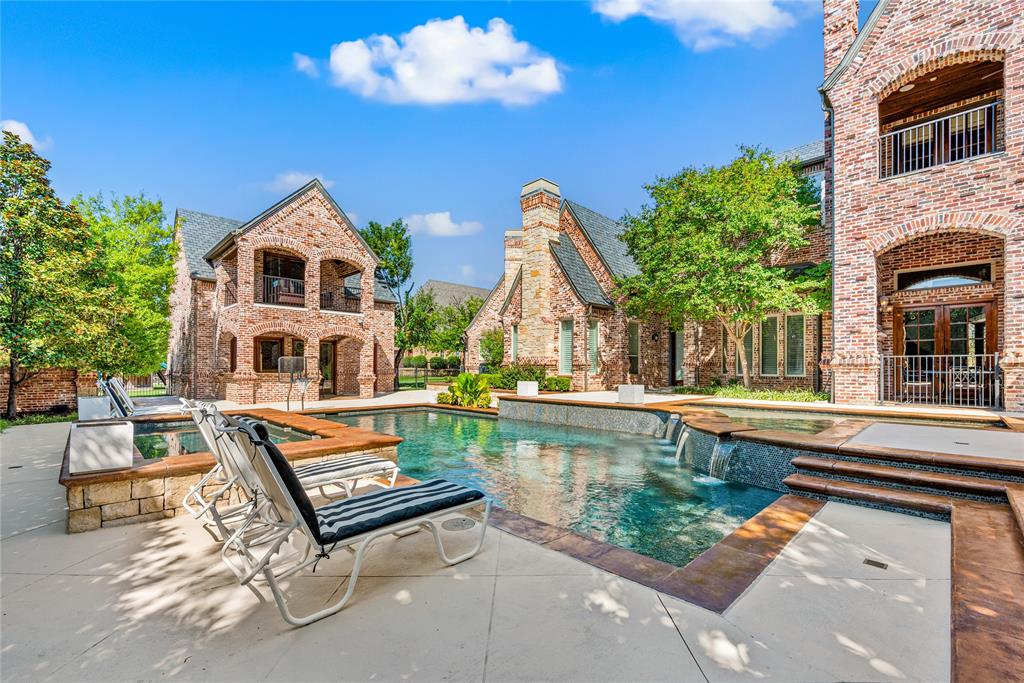 Castleton Manor - Residential