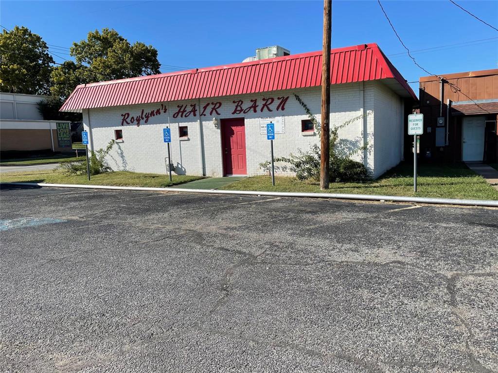 Lynch - Commercial Sale