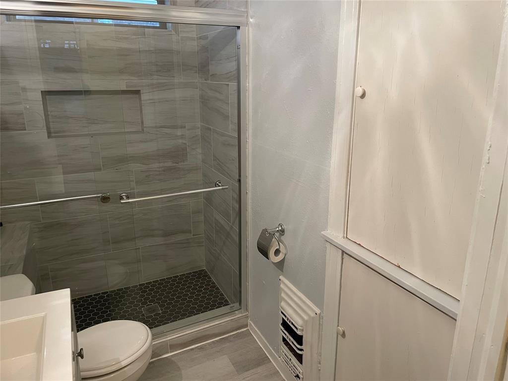 Trinity Heights Add 03 Cb 3688 - Residential Lease