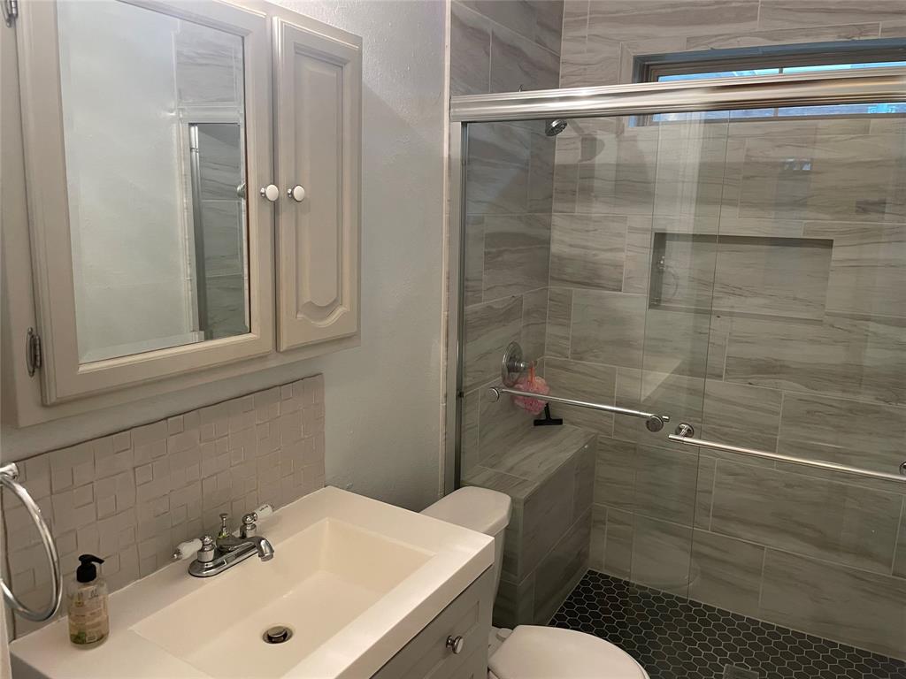 Trinity Heights Add 03 Cb 3688 - Residential Lease
