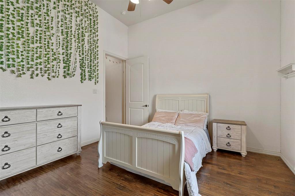 Bella Flora - Residential