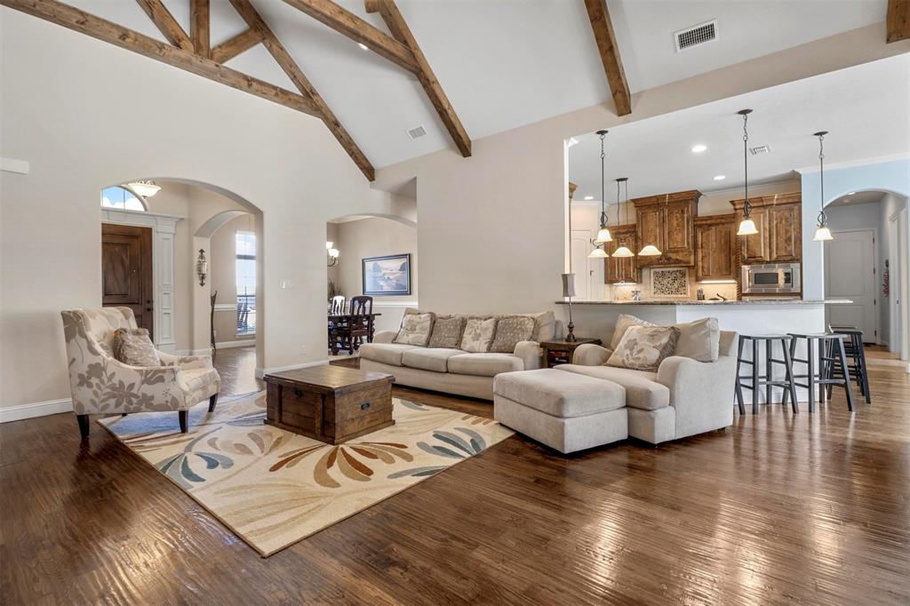 Bella Flora - Residential
