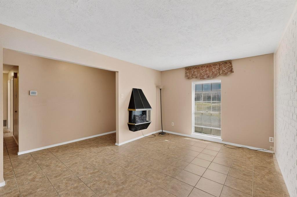 Mountain Creek Twnhs - Residential