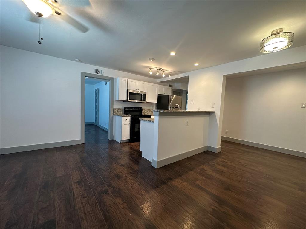 Boxtree Condo - Residential Lease