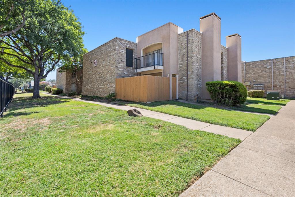 Woodhaven Condo - Residential