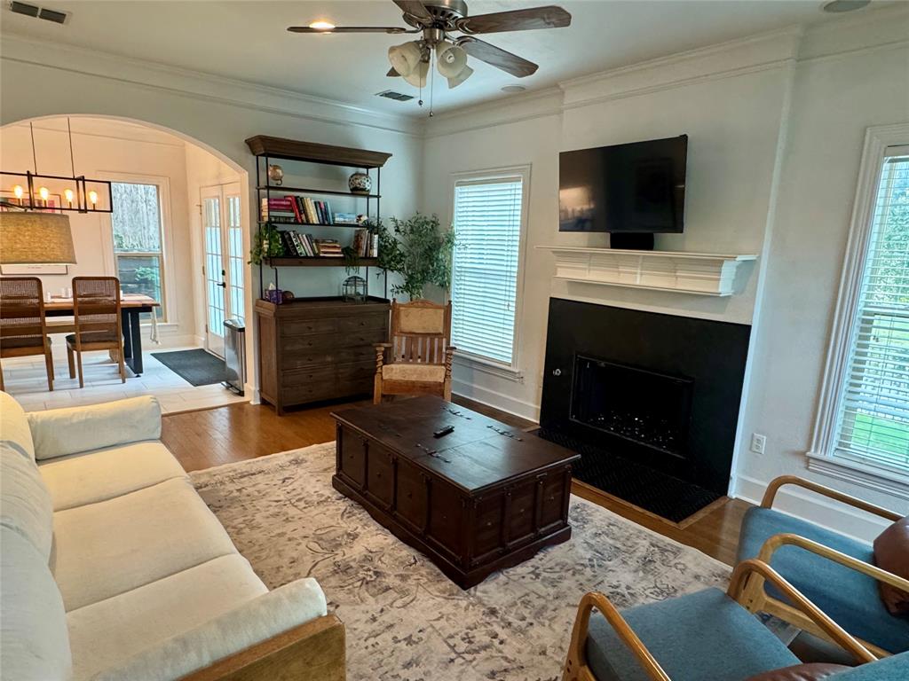 Queensborough Heights Add - Residential