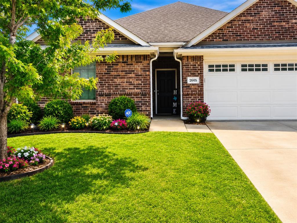 A family's dream home!!! Nestled in The Villages AT Charleston, which is a most desirable Subdivision located in Glenn Heights. 3 bedrooms, 2 full baths, a spacious office, and a 2-car garage. The home offers an appealing open floor plan, with well-planned square footage. No Wasted Space! allowing you to increase the space in the dining or living area. Your choice. The kitchen allows you to stay connected with family or guests while preparing gourmet meals. Granite countertops and ample cabinet space provide a very modern atmosphere. Built for comfort and pleasure. Oasis in Glenn Heights