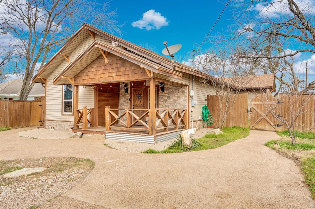 Town Alvarado - Residential