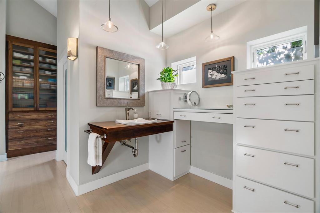 Wm R Martin - Residential