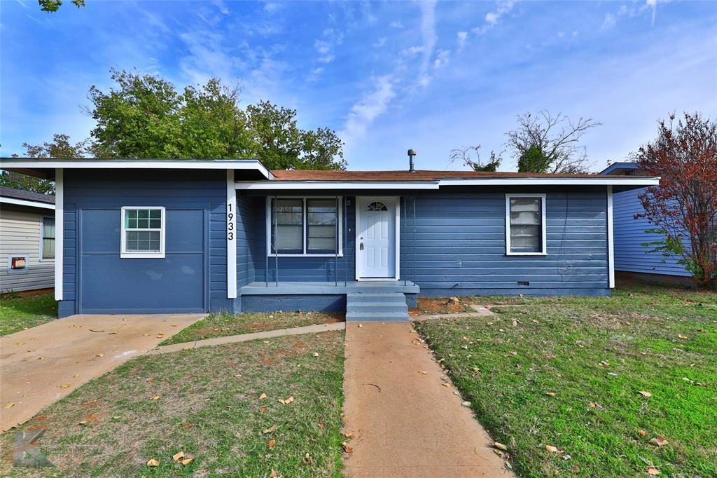 Enjoy sipping your coffee on your covered front porch of this 3 bedroom, 1 bathroom home that is move in ready!  Fresh paint throughout! Easy to maintain flooring throughout.  Kitchen will have stainless steel appliances installed soon!  Great sized bedrooms with plenty of natural sunlight coming through the windows.  Very large and private backyard that is a blank canvas, perfect for all of the new owner's ideas!  Schedule a showing soon!