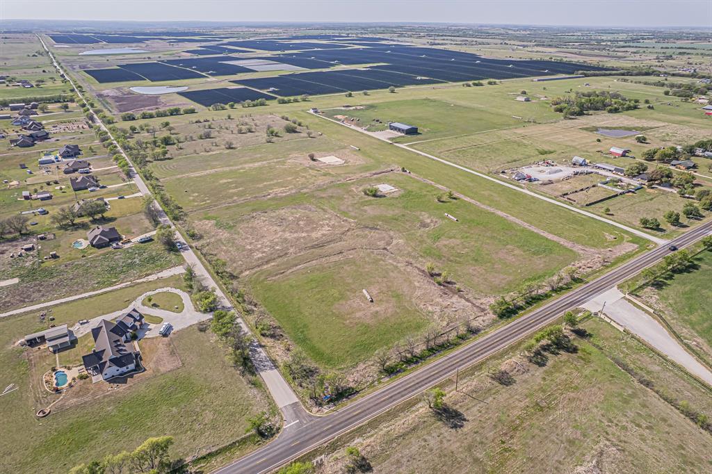 Aerovillage - Commercial Sale